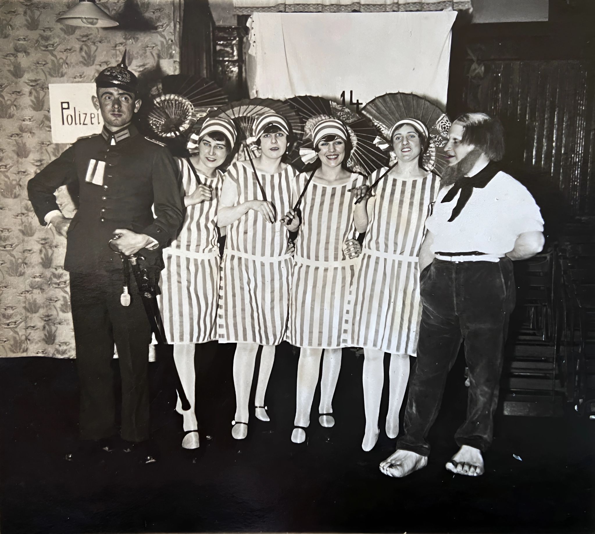 Gruppenfoto Fasching 1920er Jahre